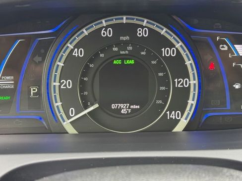 Used 2017 Honda Accord Hybrid Sedan image 23