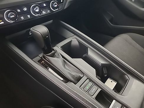 Used 2024 Honda Accord EX image 34