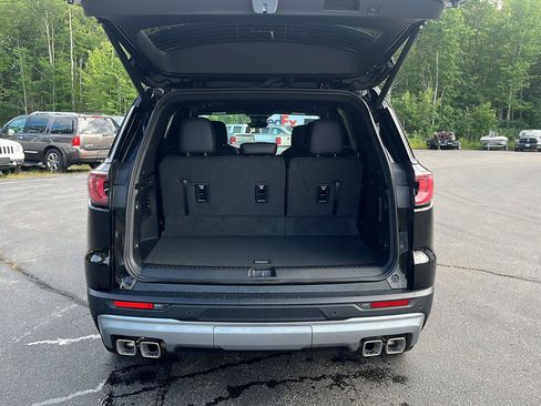 New 2026 GMC Acadia Elevation w/ Elevation Premium Package AWD/4WD image 9