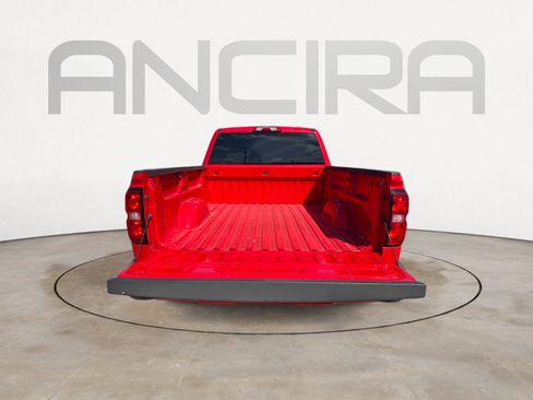 Used 2018 Chevrolet Silverado 1500 Custom w/ Custom Convenience Package RWD image 12