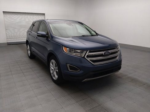 Used 2018 Ford Edge Titanium w/ Ford Safe & Smart Package FWD image 14