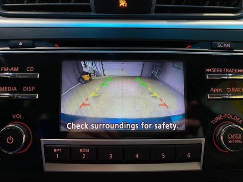 Used 2016 Nissan Altima 2.5 SR FWD image 12