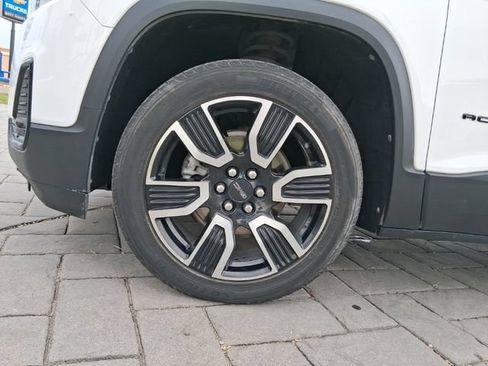 Used 2021 GMC Acadia SLE w/ Driver Convenience Package FWD image 21