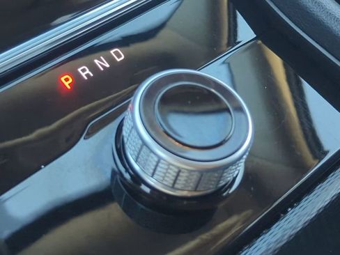 Certified 2023 Jeep Grand Cherokee Laredo image 20