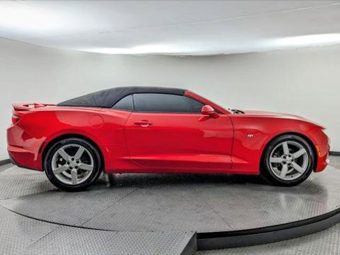 Used 2020 Chevrolet Camaro LT image 34