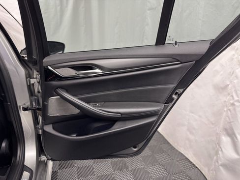 Used 2021 BMW M5 image 37