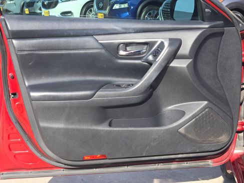 Used 2016 Nissan Altima 2.5 SL w/ 2.5 Technology w/LED Package image 12