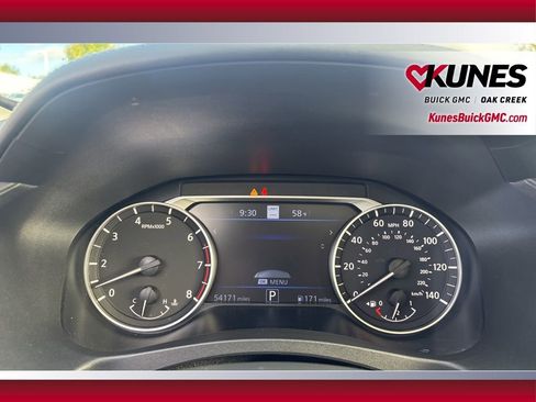 Used 2024 Nissan Altima 2.5 SV w/ SV Premium Package image 13