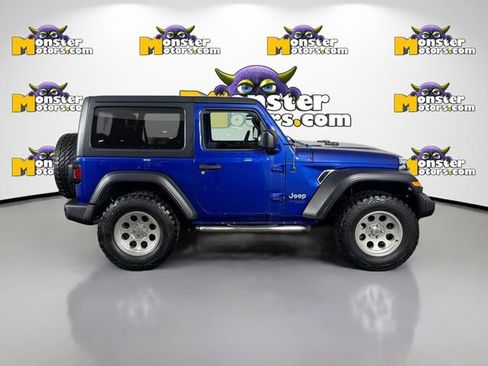 Used 2018 Jeep Wrangler Sport image 4