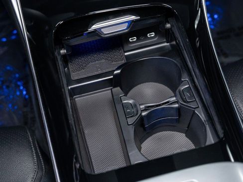 Certified 2025 Mercedes-Benz C 300 Sedan image 24