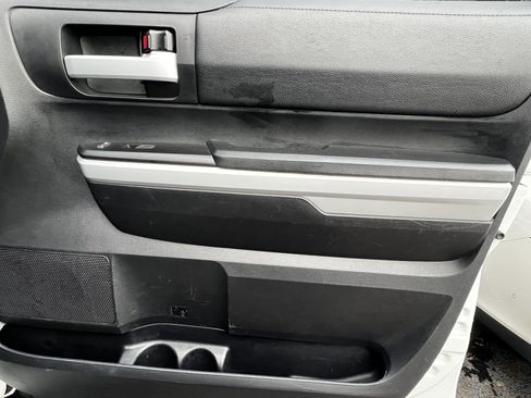 Used 2020 Toyota Tundra SR5 image 41