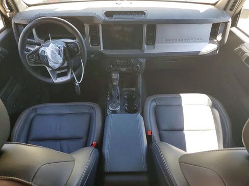 Used 2025 Ford Bronco Outer Banks w/ Sasquatch Package AWD/4WD image 8