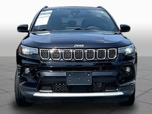 Used 2023 Jeep Compass Limited AWD/4WD image 4