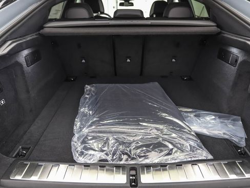 New 2026 BMW X6 M60i image 23