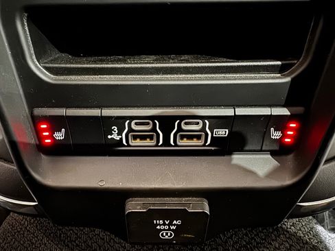 Used 2019 RAM 2500 Laramie image 28