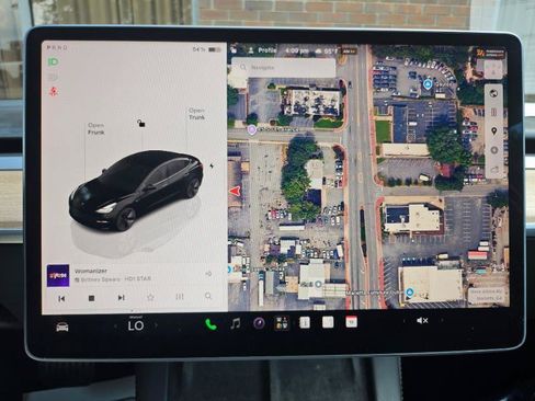 Used 2023 Tesla Model 3 Standard Range RWD image 39