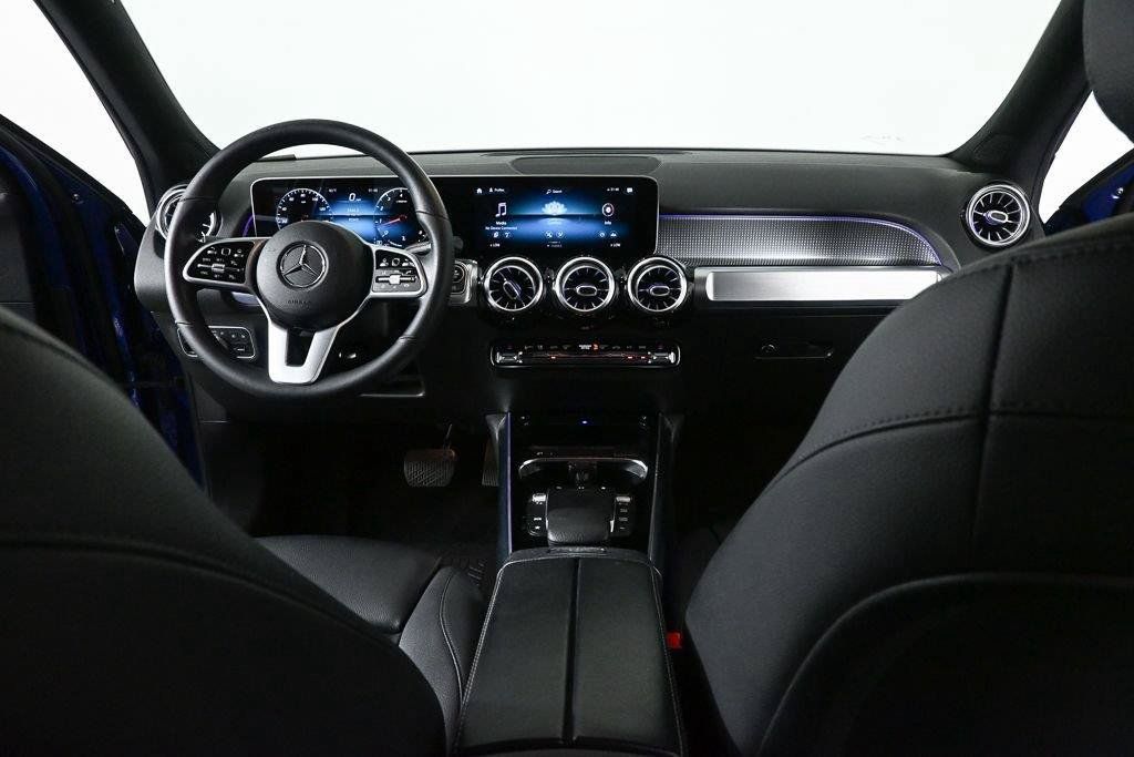 Certified 2021 Mercedes-Benz GLB 250 4MATIC image 17