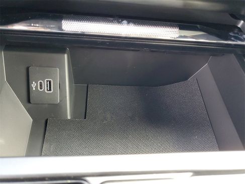 New 2025 Ford F150 Lariat w/ Equipment Group 501A Mid image 19