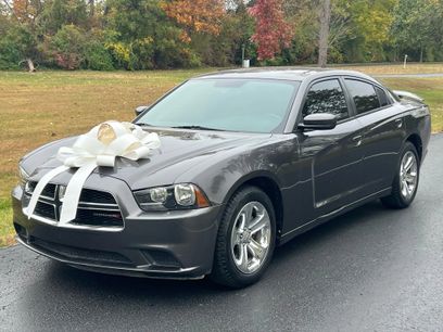 Used 2014 Dodge Charger SE w/ Sport Appearance Group