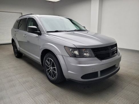 Used 2018 Dodge Journey SE w/ Connectivity Group image 13