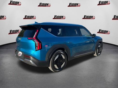 New 2026 Kia EV9 Wind image 5