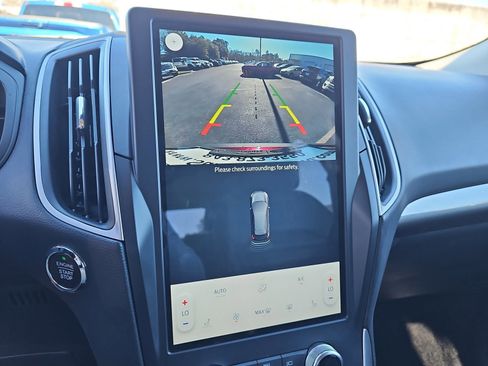 Used 2024 Ford Edge SEL image 23