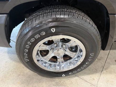 Used 2005 Dodge Dakota SLT w/ Trailer Tow Group AWD/4WD image 13