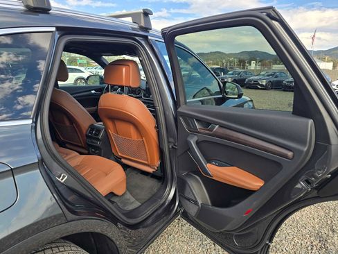 Used 2022 Audi Q5 2.0T Premium Plus w/ Premium Plus Package image 14