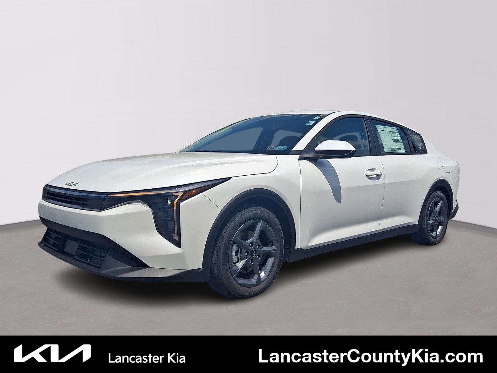 New 2026 Kia K4 FWD image 1