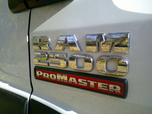 Used 2022 RAM ProMaster 2500 image 23