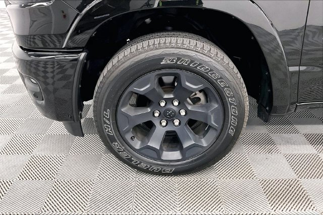 Used 2025 RAM 1500 Big Horn AWD/4WD image 10