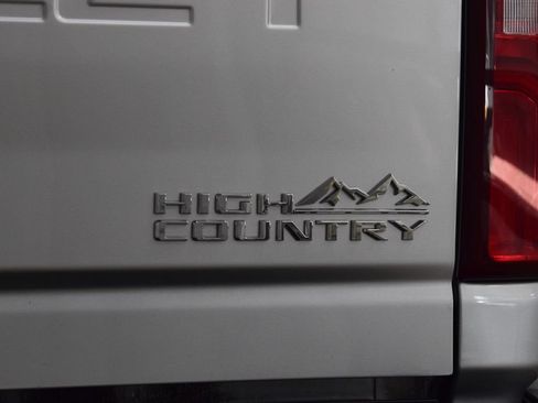Used 2022 Chevrolet Silverado 3500 High Country w/ LPO, Hitch Package AWD/4WD image 27
