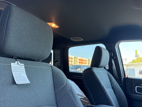 New 2026 RAM 3500 Big Horn AWD/4WD image 15