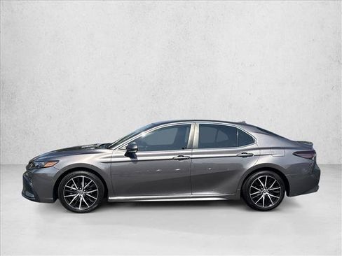 Certified 2022 Toyota Camry SE FWD image 7
