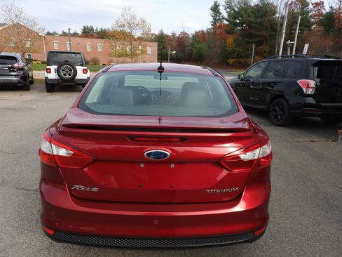 Used 2014 Ford Focus Titanium image 5