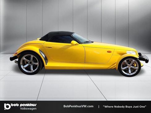 Used 2000 Plymouth Prowler image 23