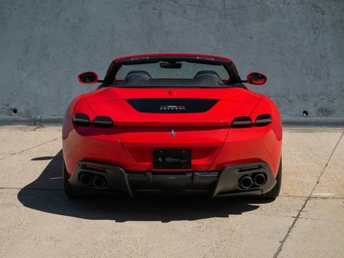 Certified 2025 Ferrari Roma Spider image 9