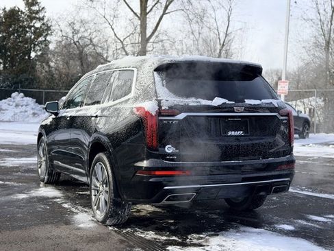 Certified 2023 Cadillac XT6 Premium Luxury w/ Technology Package image 5
