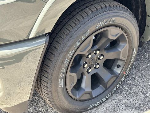 New 2026 RAM 1500 2WD Crew Cab image 9