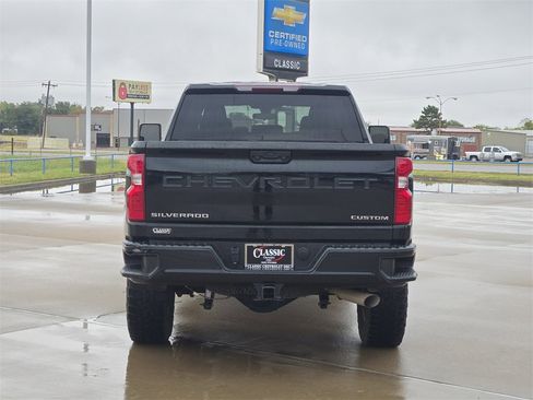 Used 2022 Chevrolet Silverado 2500 Custom w/ Custom Convenience Package image 6