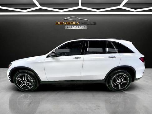 Used 2020 Mercedes-Benz GLC 300 4MATIC w/ AMG Line image 2