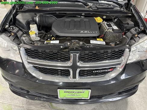 Used 2017 Dodge Grand Caravan SE w/ Power Window Group image 12