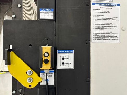 Used 2024 Ford E-350 and Econoline 350 Super Duty image 32