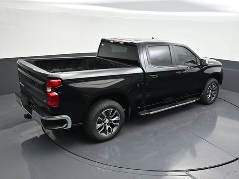 Used 2024 Chevrolet Silverado 1500 LT image 19