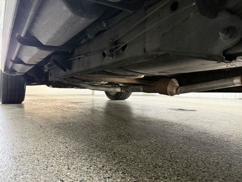 Used 2017 Chevrolet Suburban Premier image 23