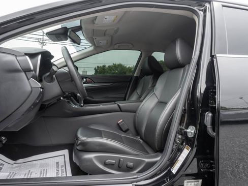 Used 2022 Nissan Maxima SV w/ Floor Mat Group FWD image 15