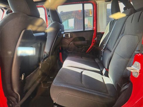 Used 2025 Jeep Wrangler Unlimited Rubicon 4xe w/ Safety Group image 9