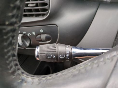 Used 2003 Ford F150 Harley-Davidson image 25