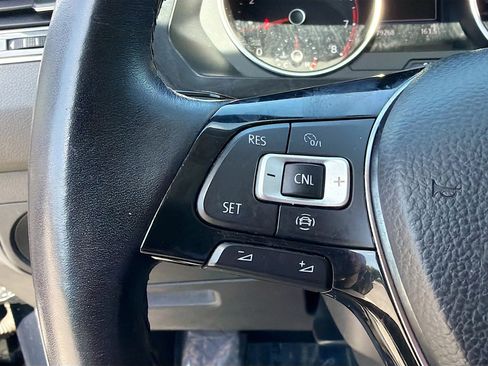Used 2019 Volkswagen Tiguan SE w/ Panoramic Sunroof Package FWD image 36