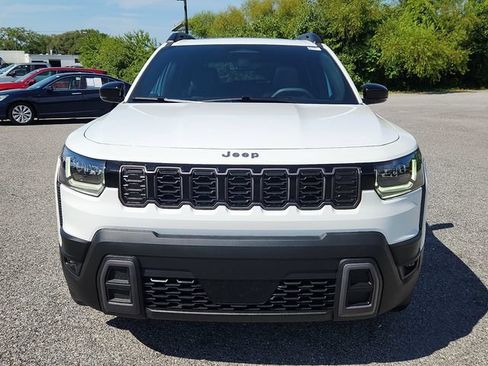 Used 2026 Jeep Cherokee Limited AWD/4WD image 2